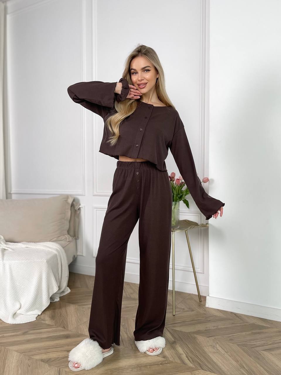 Comfortable Brown Loungewear Set for Women Soft Ribbed Knit Fabric