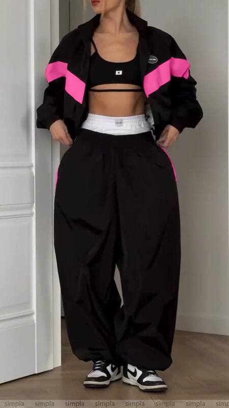 Oversized Trendy Two-Piece Tracksuit Black with Pink Accent