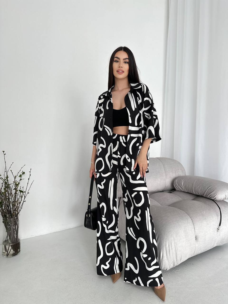 Lightweight Black and White Print Two-Piece Suit for Women