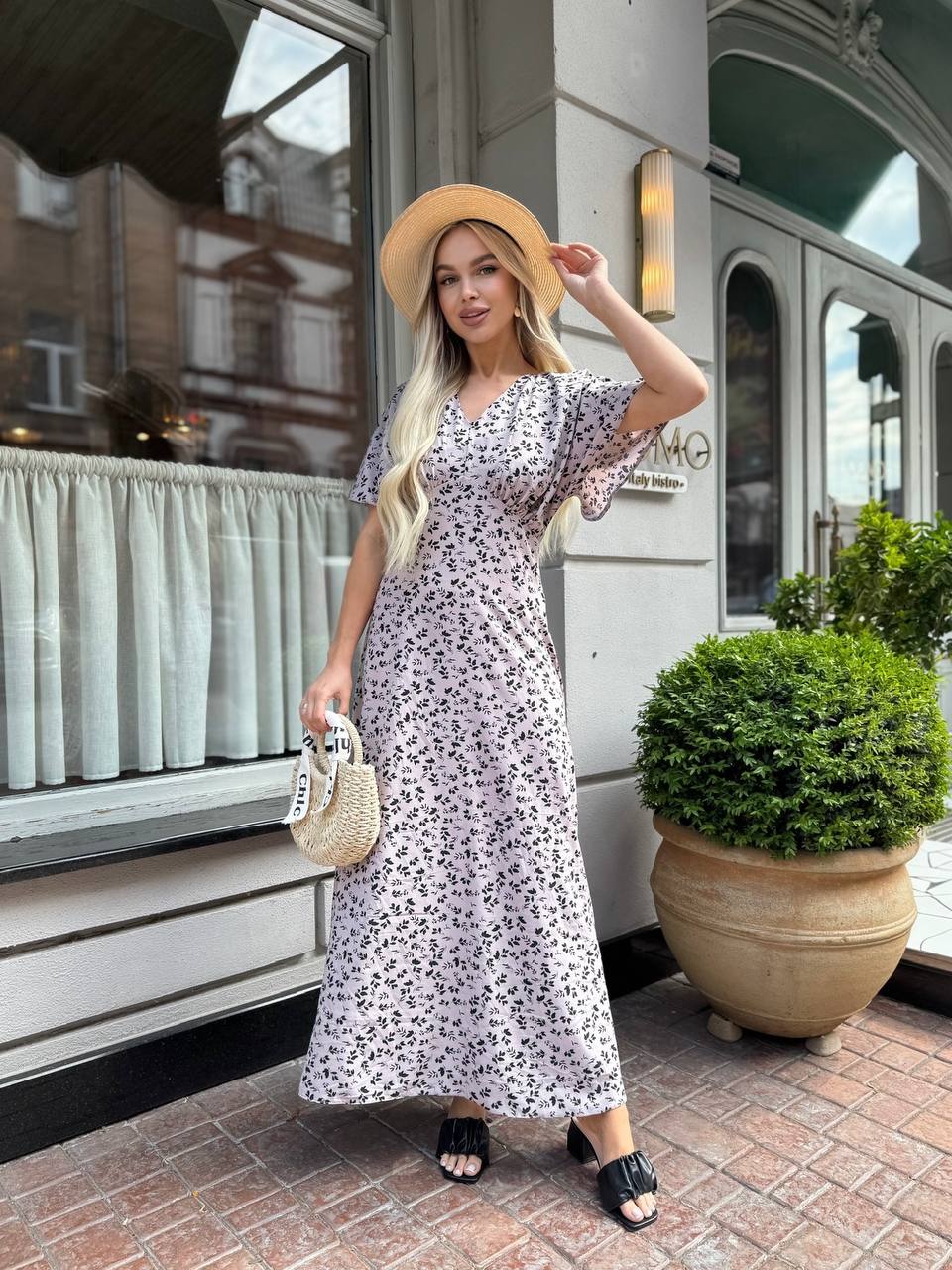Lightweight Midi Dress for Summer Walks with Floral Print