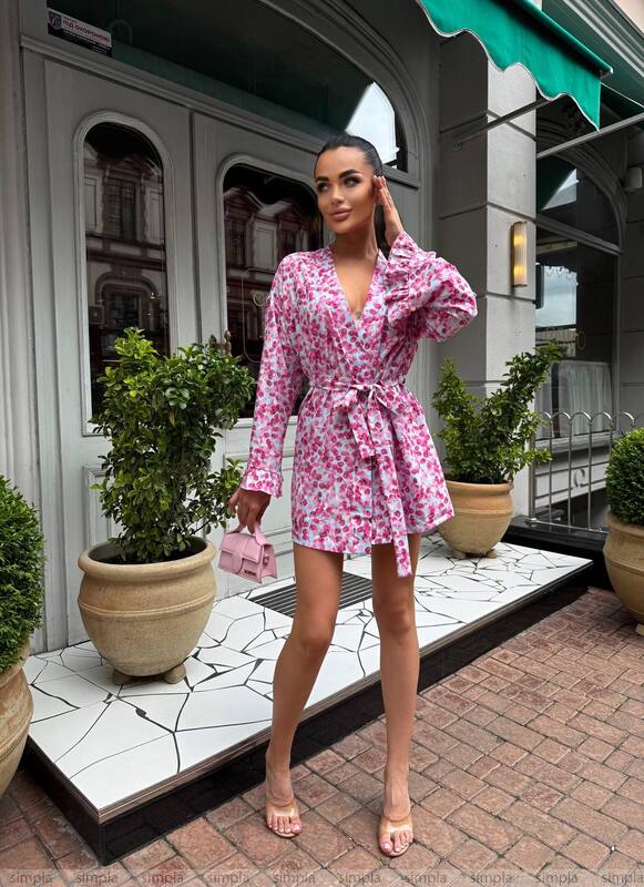 Oversized Floral Kimono Set with Belt and Ruffled Sleeves
