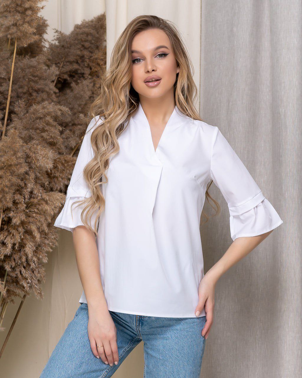 White V-Neck Casual Shirt with 3/4 Sleeves