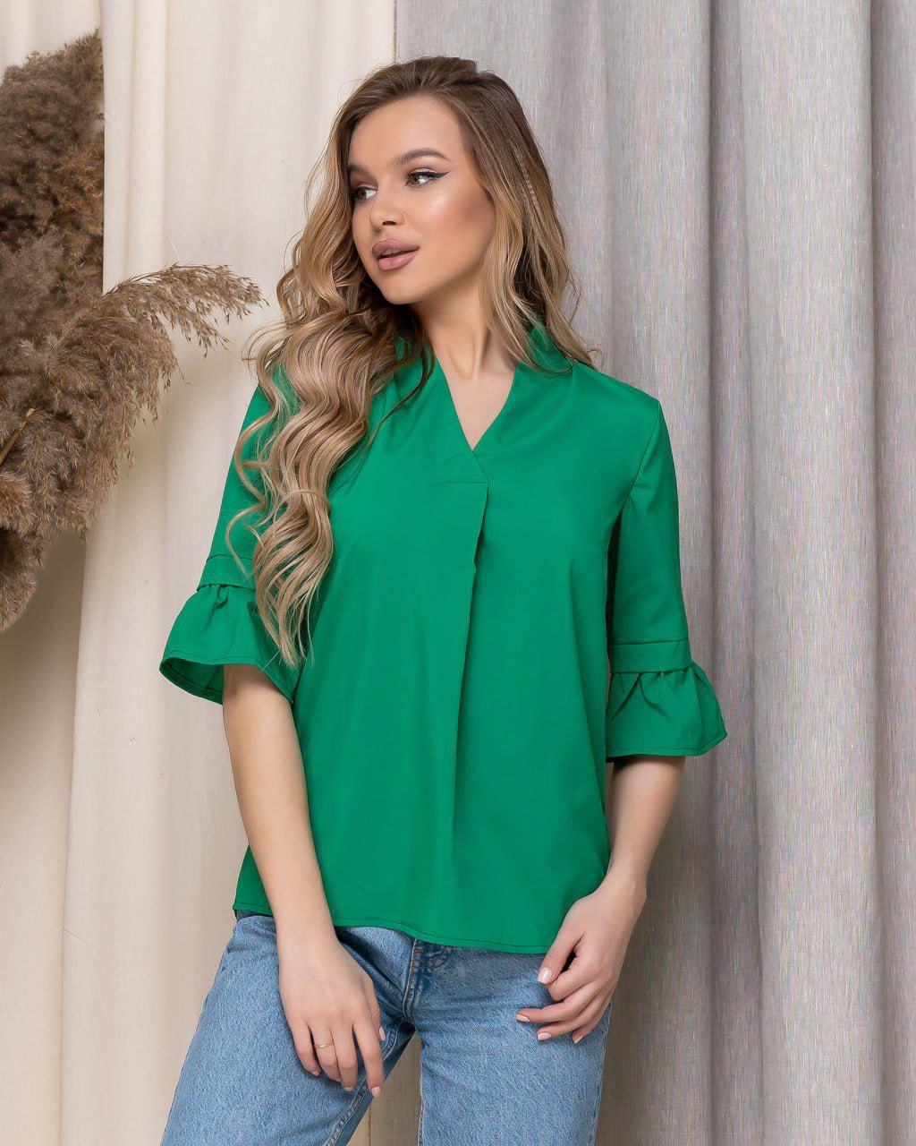 Green V-Neck 3/4 Sleeve Women's Casual Blouse