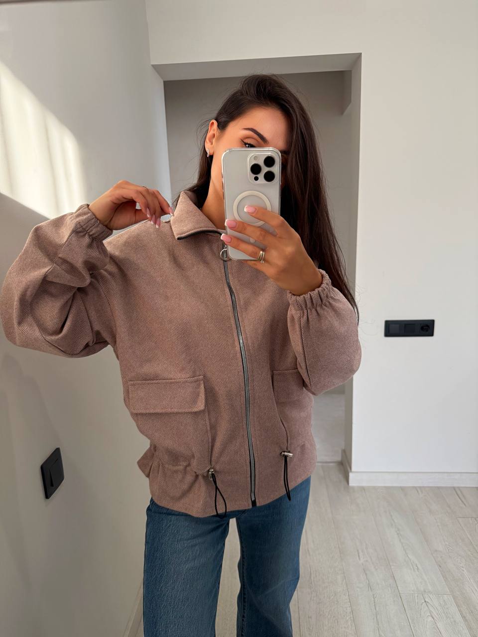 Lightweight Cashmere Bomber Jacket for Cool Evenings