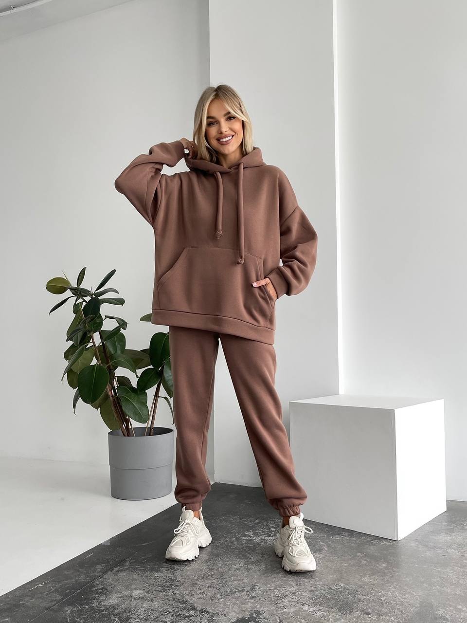 Women Oversized Tracksuit Brown Fleece Hoodie and Joggers Set Casual Streetwear